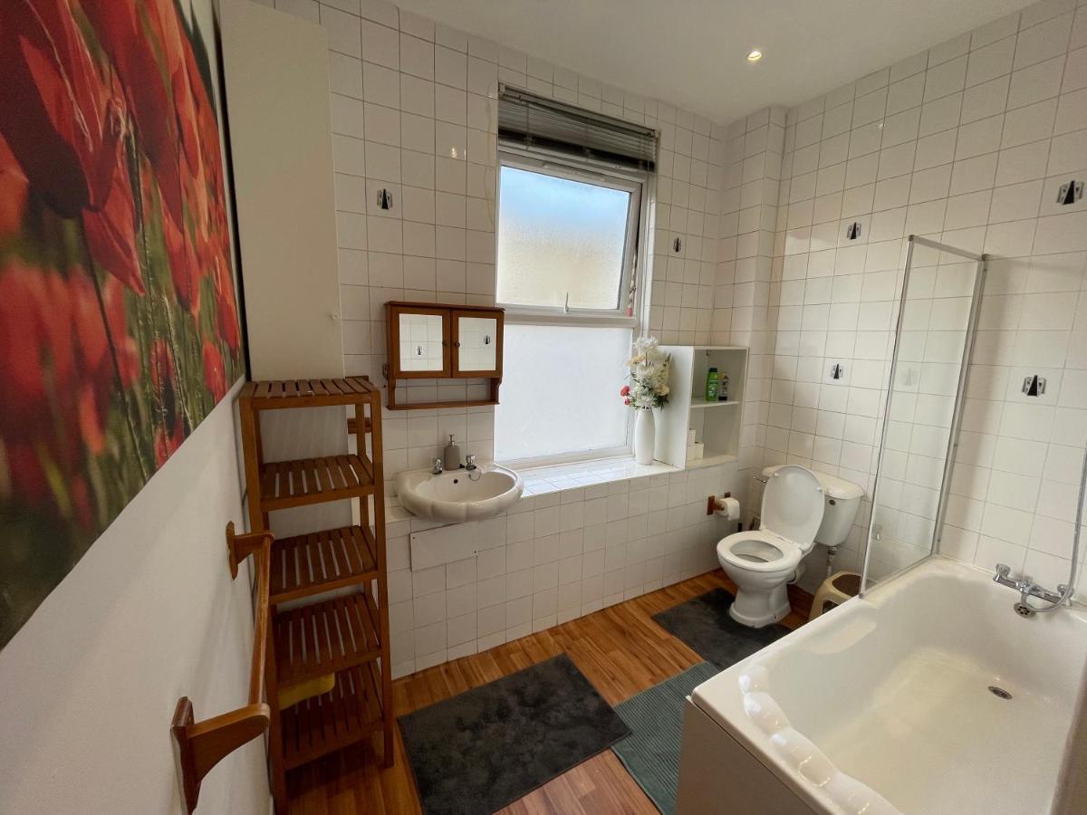 Spacious Family Flat Londýn Exteriér fotografie