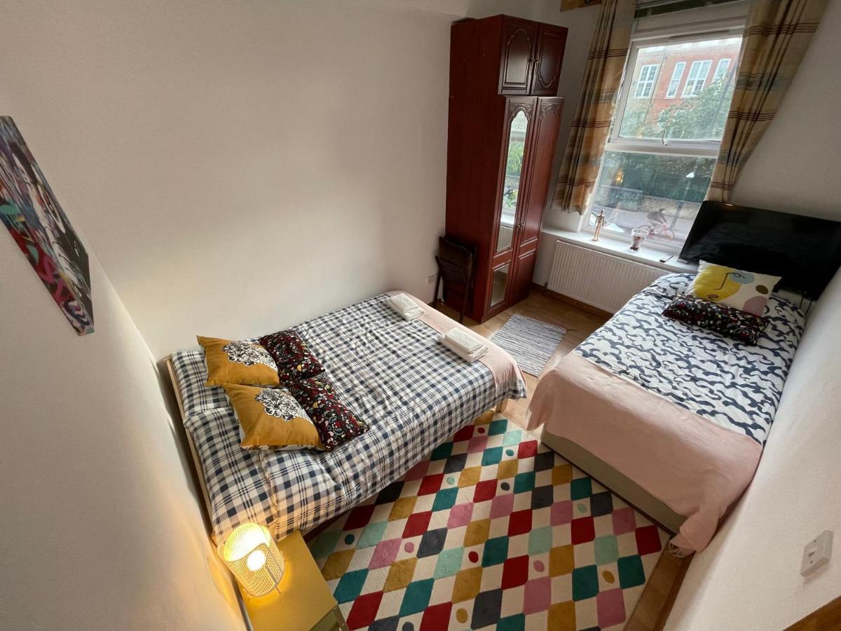 Spacious Family Flat Londýn Exteriér fotografie